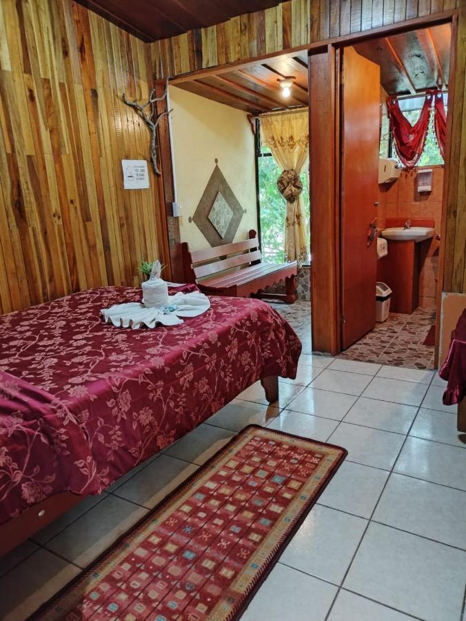 Pension Y Cabinas Colibri B&B Costa Rica Монте-Верде Экстерьер фото